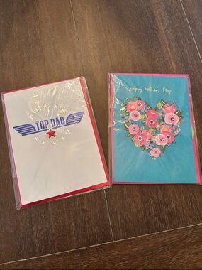 Papyrus set of Mother's Day card & Father's Day cards